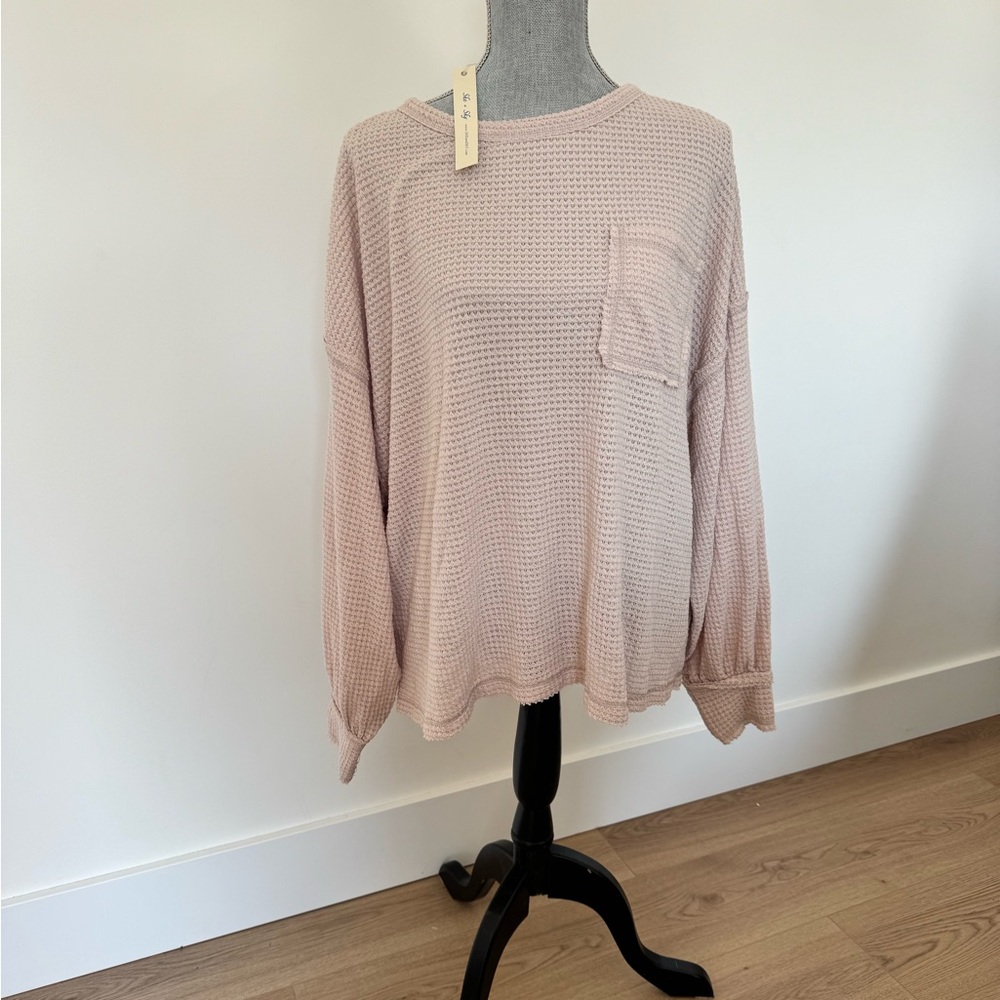 BNWT Women's cream Waffle Knit Sweater